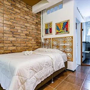 Duplos E Individuais 450m Da Rai Apartamento